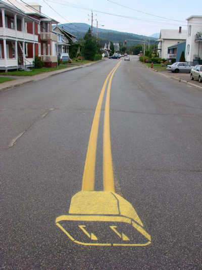 roadsworth-plug-female.jpg